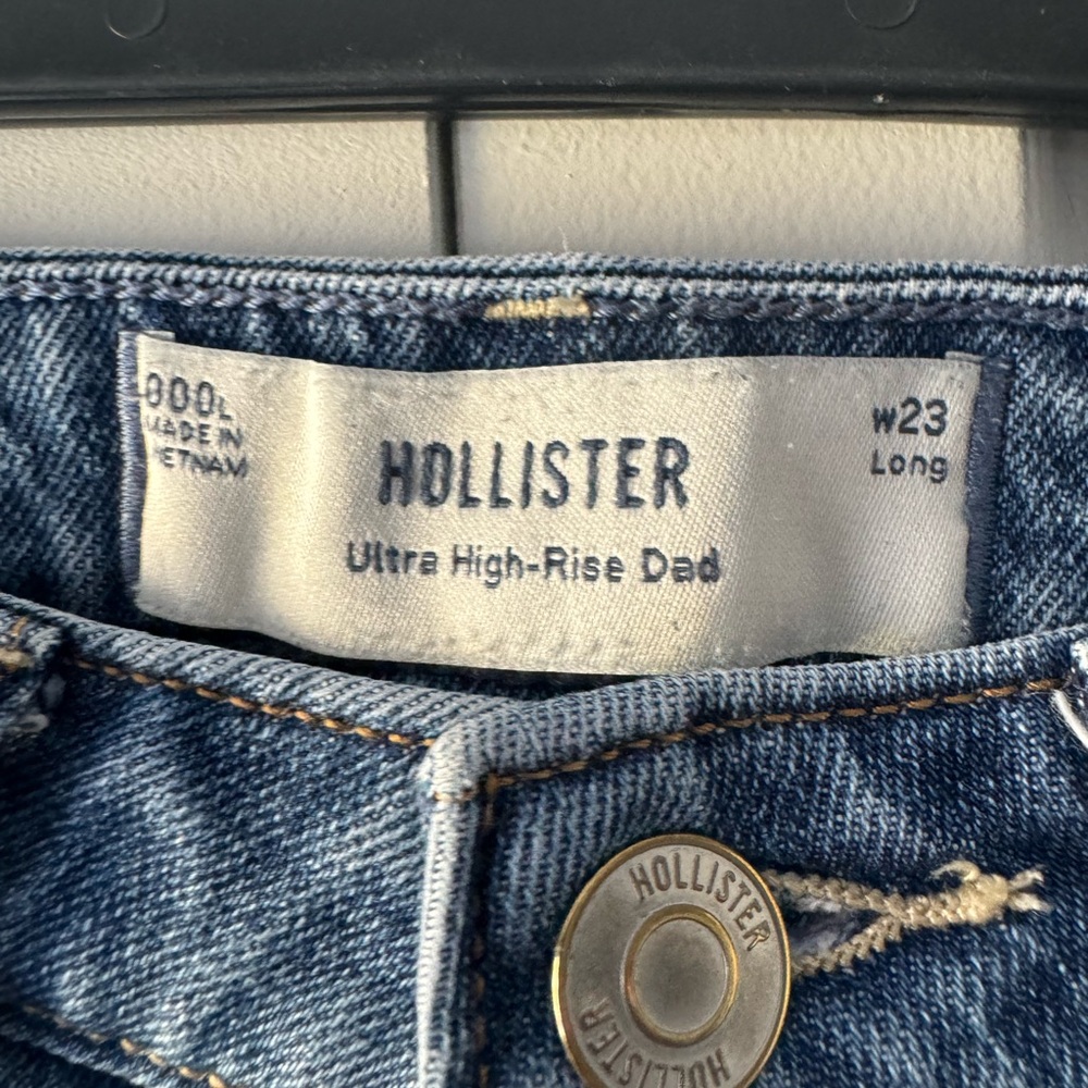 Hollister Blue Denim Ultra High-Rise Dad Jeans - Size 23 Long / 000L